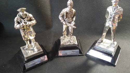 Royal hampshire figures - 3,