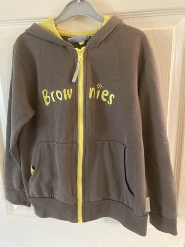 Girls official brownies - girls,