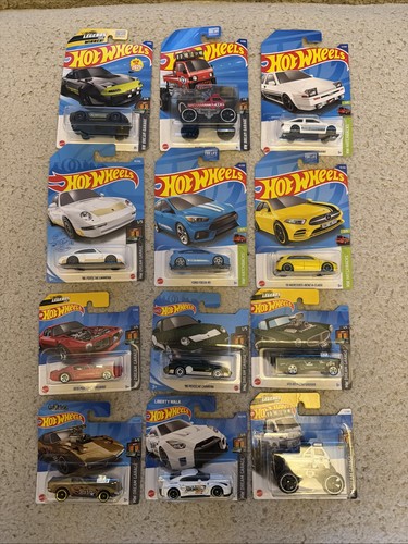 Hot wheels bundle cars - x,