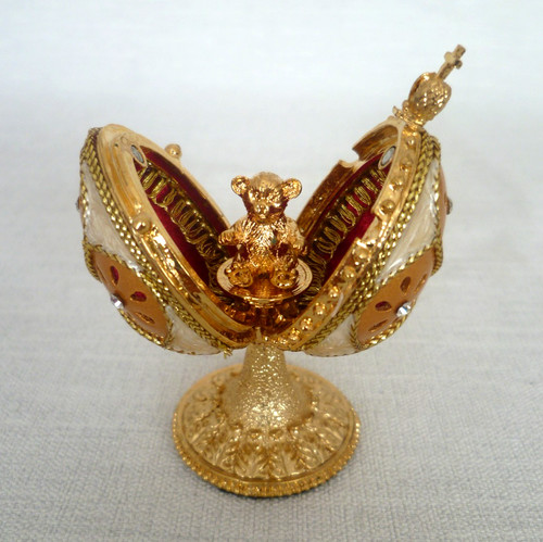 Jewelled enamel egg with - jewelled, egg.