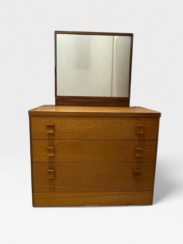 Stag cantata teak small - teak, chest