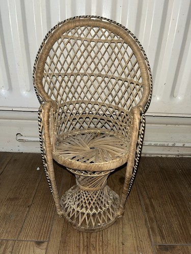 Mini peacock chair wicker - peacock,
