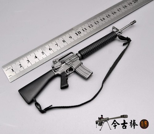 Soldiers military model - 1:,