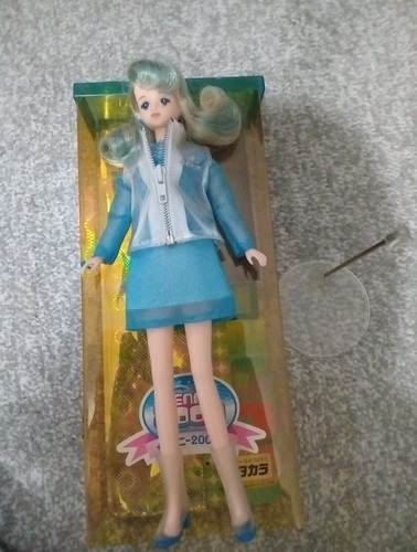 Takara jenny 2000 read - jenny, *read
