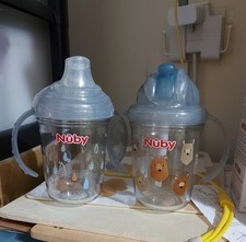 Baby Sippy Cup Nuby Sipeez