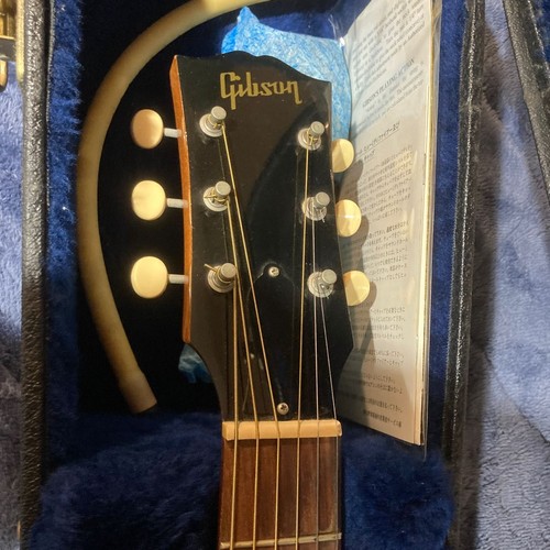 Gibson j50 acoustic guitar - j50,