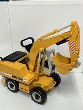 Bruder Leibherr 912 Excavator Yellow 1/16 Scale Unboxed
