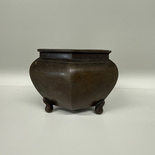 Japanese bronze hexagonal - bronze,