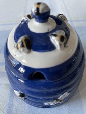 honey pot shaped like beehive