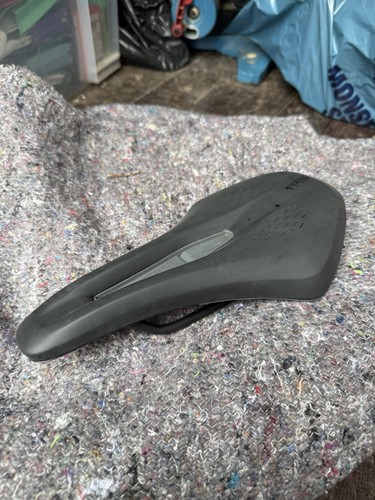 Fizik terra argo - fizik, saddle