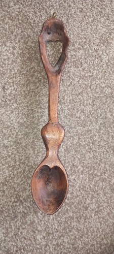 Welsh love spoon very old - love,