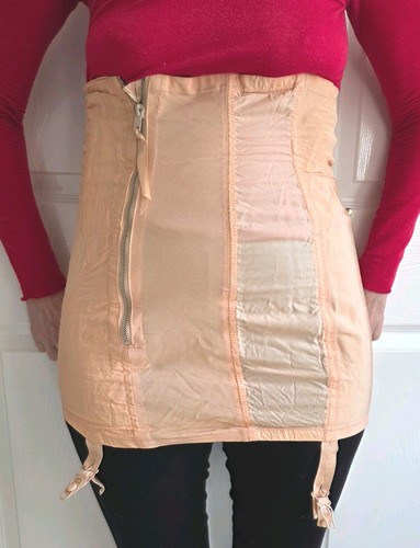 Vintage 1940s corset hookside - vintage,