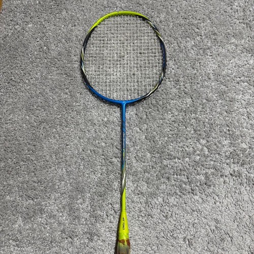 Yonex badminton racket - badminton,