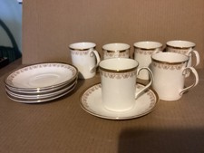 Set Of 6 Coffee Cans With Saucers beautiful vintage item  Elizabethan Clifton 