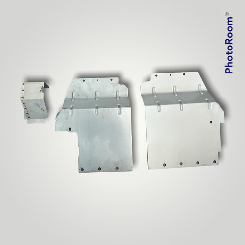 Inner wing floor splash - floor, guards