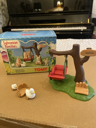 Boxed tomy sylvanian - boxed, families