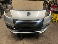 RENAULT SCENIC 2012  5 DOOR FRONT BUMPER COMPLETE  SILVER TED69 BREAKING SPARES