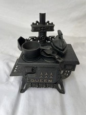 Vtg Mini "Queen" Cast Iron Old Fashion Stove  Salesman Sample With Accessories