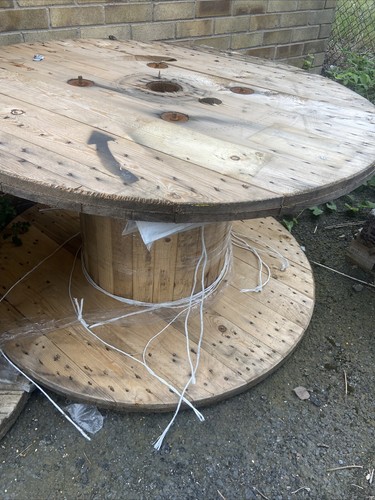 Large wooden cable - wooden, drum