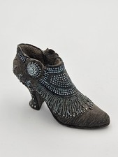 VTG Nostalgia "If The Shoe