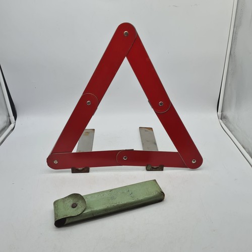 Triangle emergency maserati - emergency,