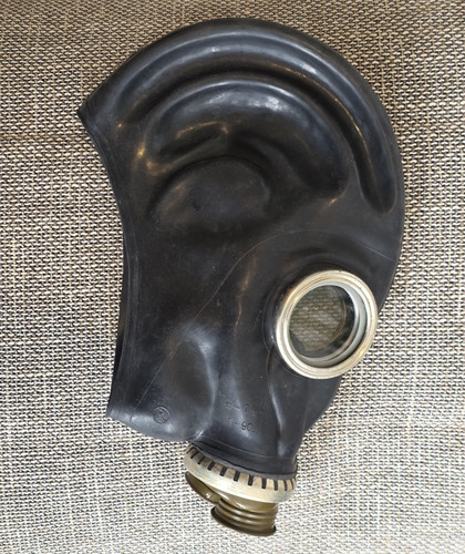 Black rubber militaria gas - militaria,