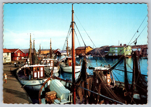 Smogen harbor fishing boats - harbor,