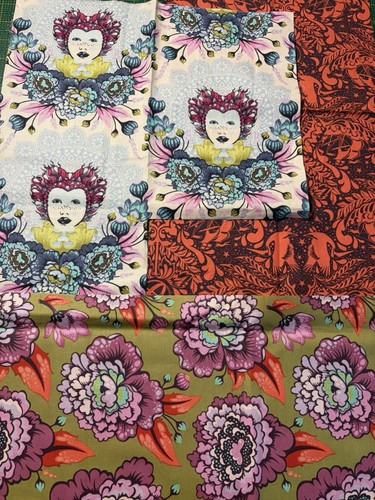 Tula pink fabric - tula,