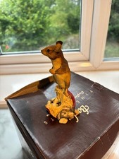 Border Fine Arts, Mouse on an