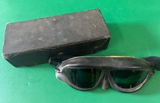 WILLSON U.S. NAVY AVIATION GOGGLES WITH ORIGINAL HARD CASE