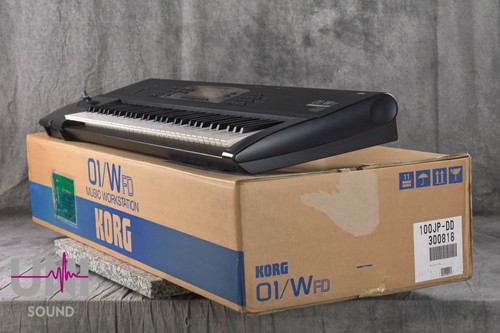 Korg music workstation - 01/w,