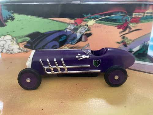 Batman automobilia definite - batman,