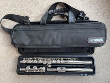 Yamaha YFL - 212 Flute