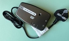 SLx 2 Way TV Signal Booster Aerial Amplifier, ( Adjustable Gain Button Missing )