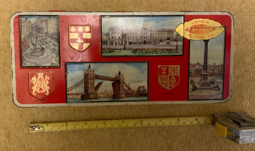 Vintage 1960s biscuit tin r - biscuit,