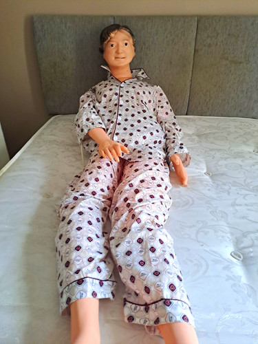 Adult female full body - ,
