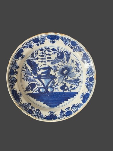 Large 18th century - 18th, delftware