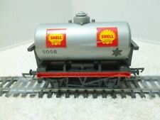 Tri-ang Hornby OO Gauge R.12 Shell Tank Wagon No.5056 Good Un-boxed Condition.
