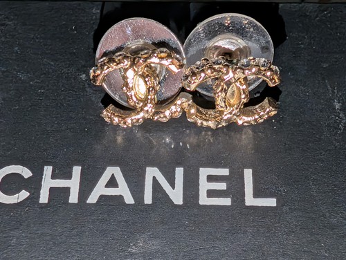 Authentic chanel logo stud - authentic,