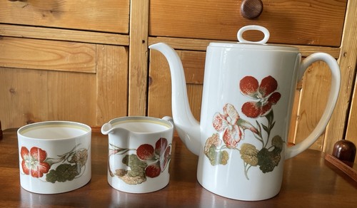 Susie cooper wedgewood - susie,
