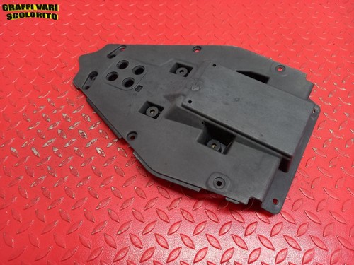 Under saddle compartment - under,