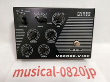 Roger Mayer Voodoo Vibe Tremolo Vibrate Chorus Guitar Effect Pedal