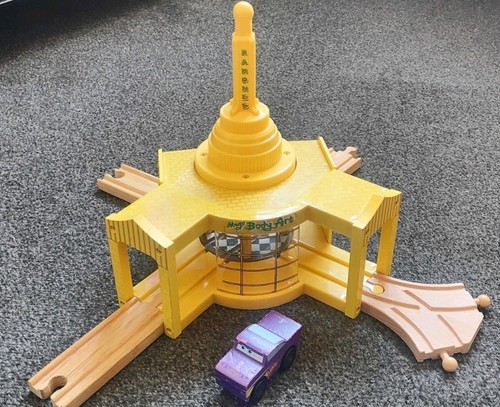 Kidkraft disney pixar cars - pixar,