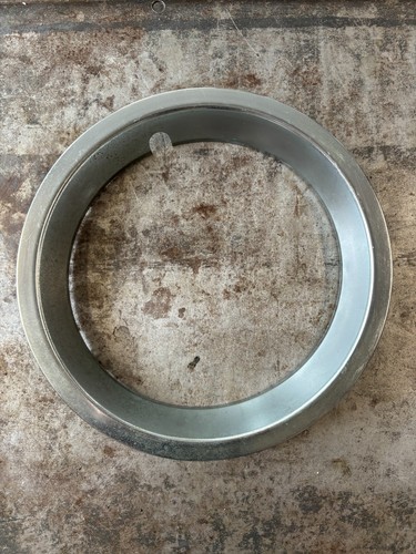 Classic car wheel trim - car, 13"