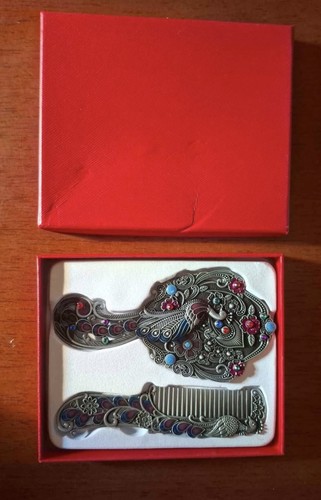 Vintage brush comb and - vintage,