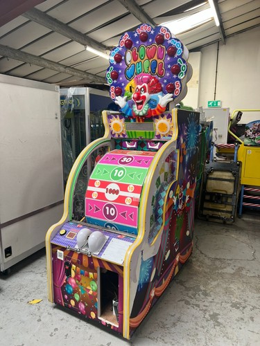 Clown wheel arcade machine - arcade,