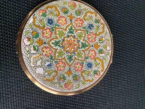 Stratton vintage powder - vintage,