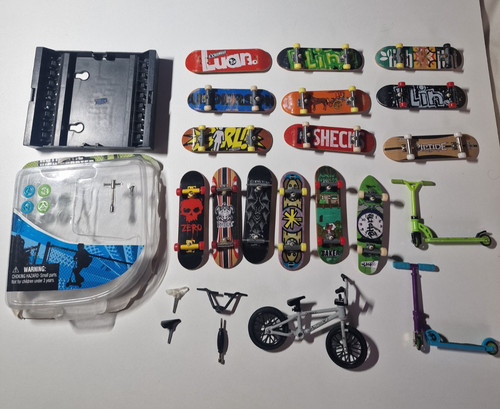Tech deck finger - tech, skateboard