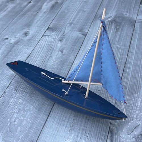Tri ang pond yacht copy - yacht, 26cm