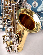 KING Empire 665 Gold/Silver Alto Sax w/Original Case - SUPER CONDITION